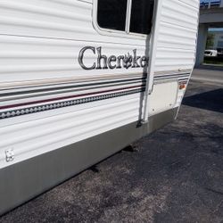 RV Sleeps 4