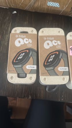 Fitbit Ace LTE