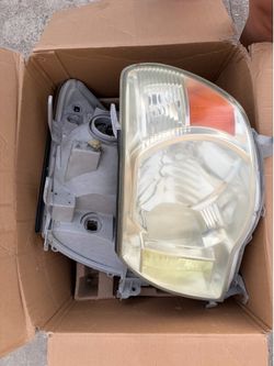 Tacoma Headlights
