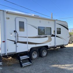 Trailer - Travel Tow