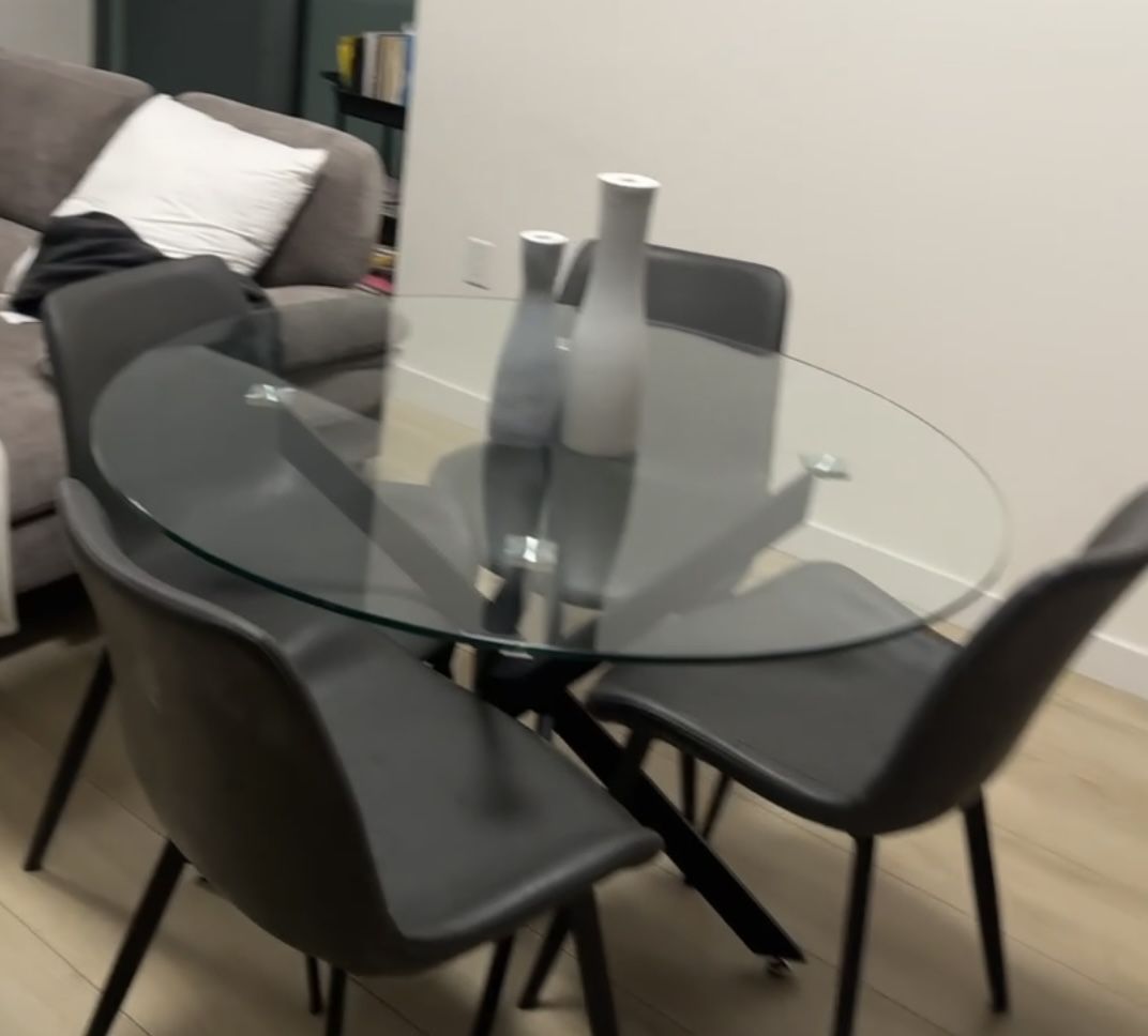 Dinning Table