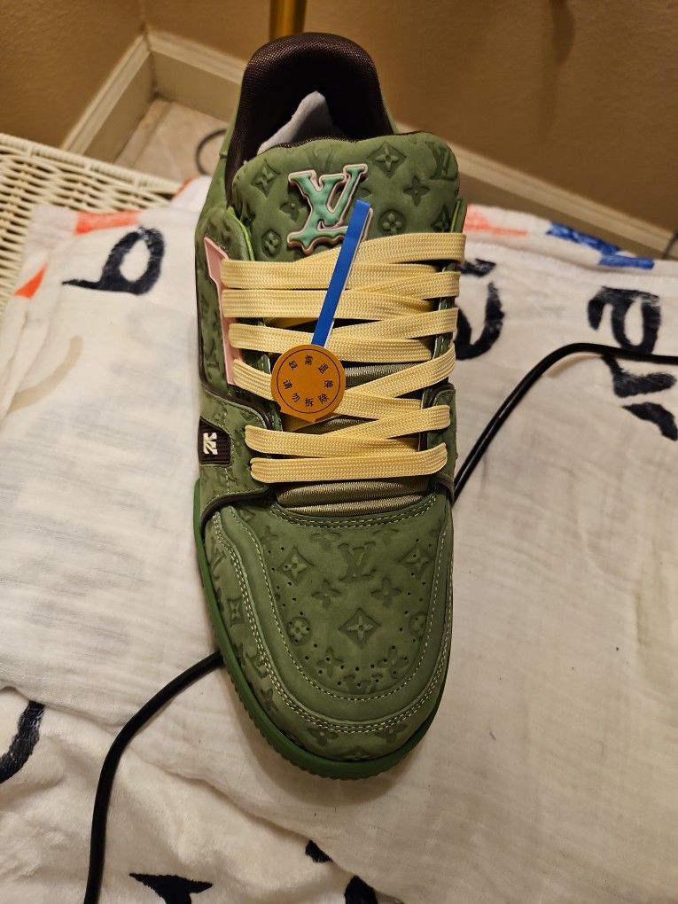 Louis Vitton Sneaker Size 44 Or 10US Brand New