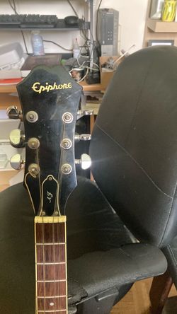 Used guitar and stand ( or best offer )