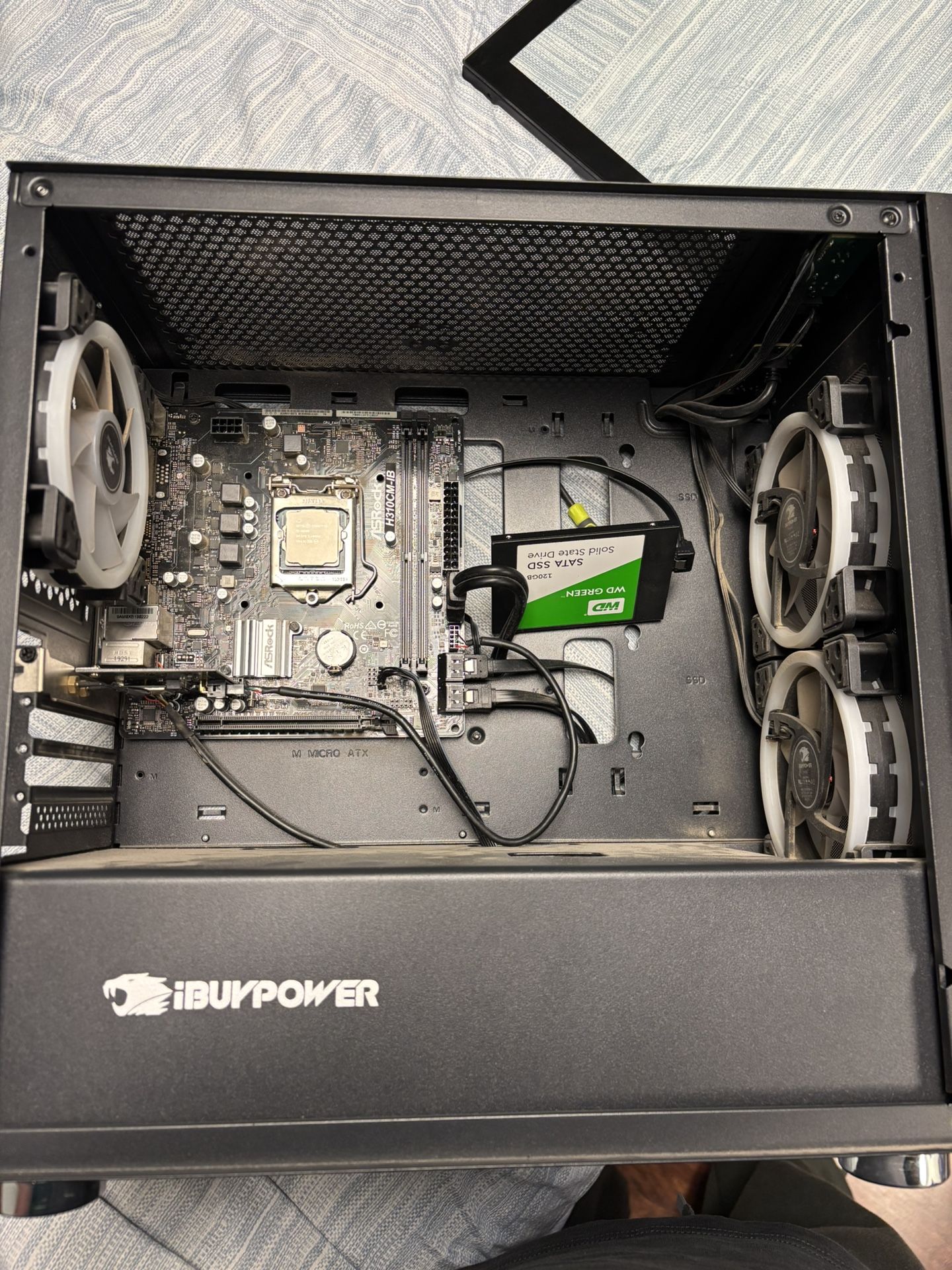 Micro ATX Pc Case, Motherboard, Intel i5 8600 CPU