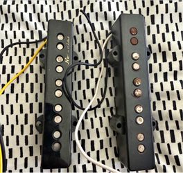 Fender Noiseless Jazz Bass V 5-String Pickup Set – Neck & Bridge – Tested