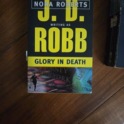 Nora Roberts- Glory In Death