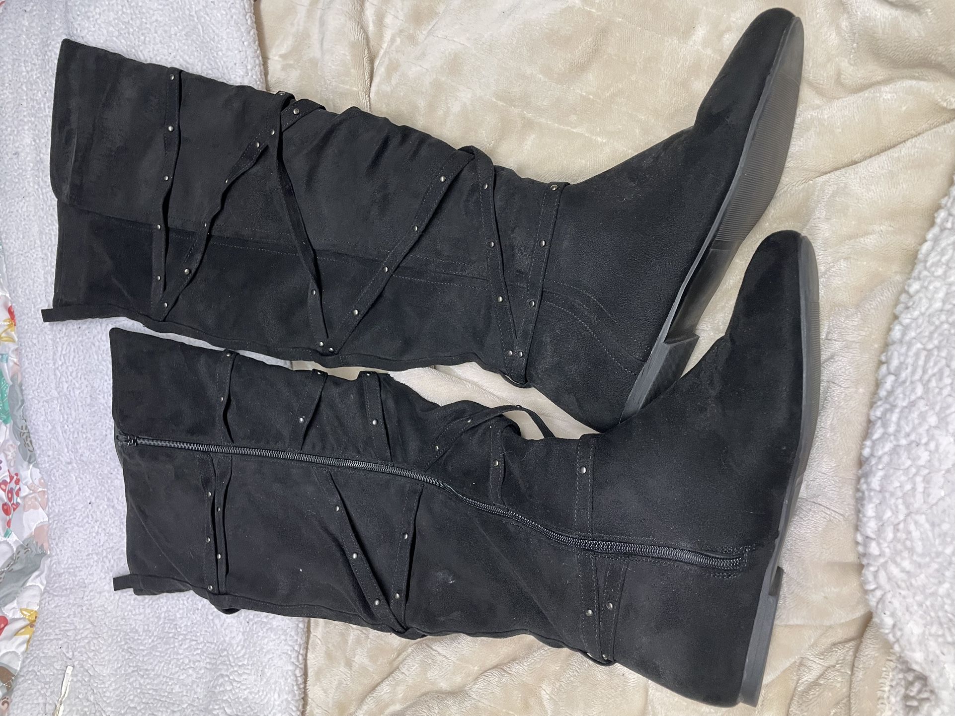 THIGH HIGH BOOTS