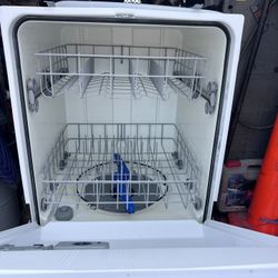 Dishwasher 