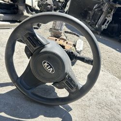 2011-2015 Kia optima steering wheel assembly with ignition switch