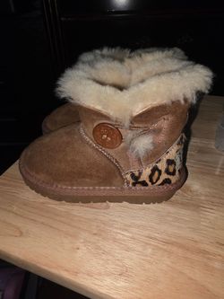 Toddler authentic australian uggs