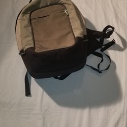 Incase Laptop Backpack Model CL55018