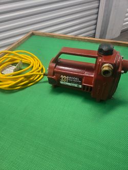 Portable transfer pump
