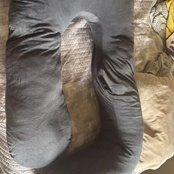 Pregnancy pillow