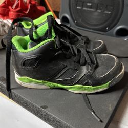 Youth Jordan’s sz1.5 