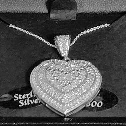 3/4 ctw Genuine Pave Diamond Heart Pendant Necklace 