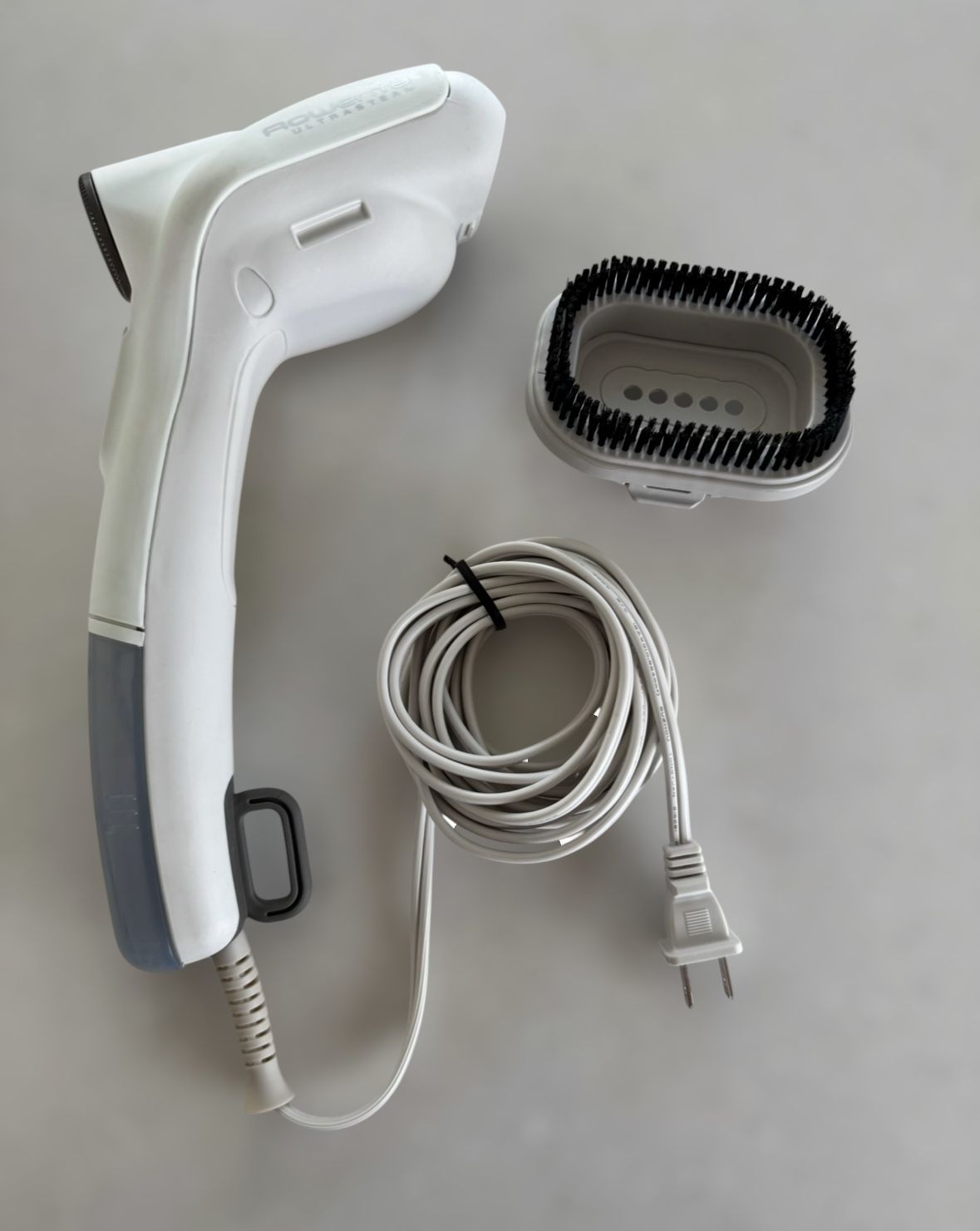 Rowenta DR5020 Ultrasteam Handheld Garment and Fabric Steamer w/ Travel Pouch