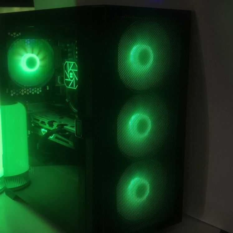 Gaming PC, Custom, 7600X and 6600xt, Water Cooled