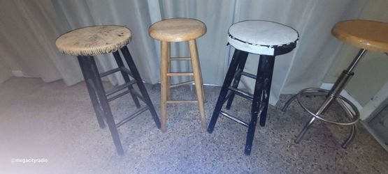 Lot of 4 Assorted Bar Stools