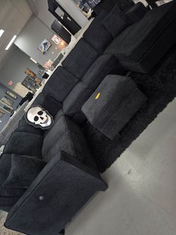 ✨️ Sectionals, 2pc Sofas ✨️ Furniture Queen Bedrooms, Dining Avail