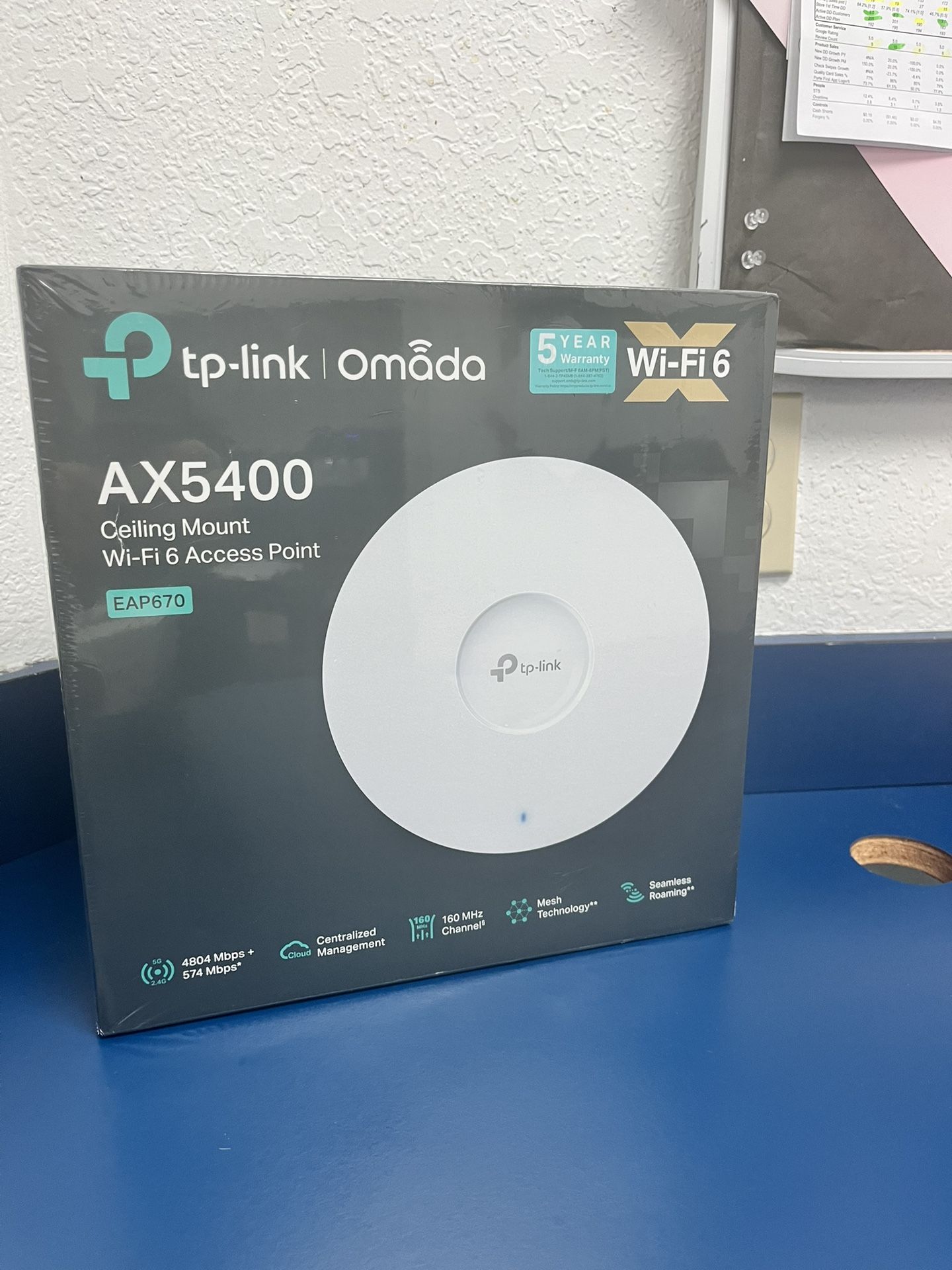 TP-Link EAP670 Omada WiFi 6 AX5400 Wireless 2.5G Ceiling Mount Access Point New