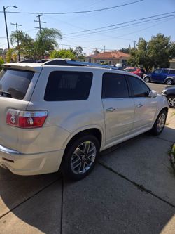2012 GMC Acadia