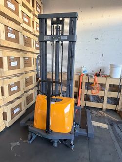 Semi-Electric Straddle Stacker A-3012| 3,300 lb Capacity | 118" Lift Height