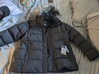 North Face Woman's XXL Faux Fur jacket 
