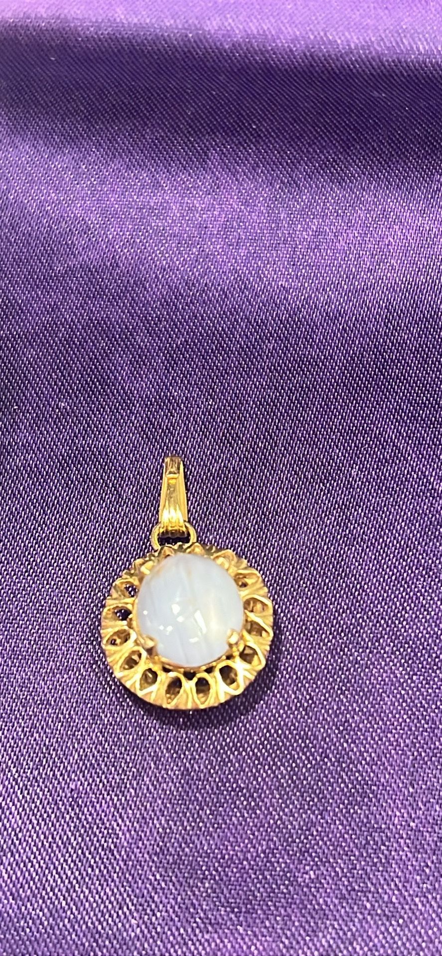 Moonstone Pendant 14K Gold