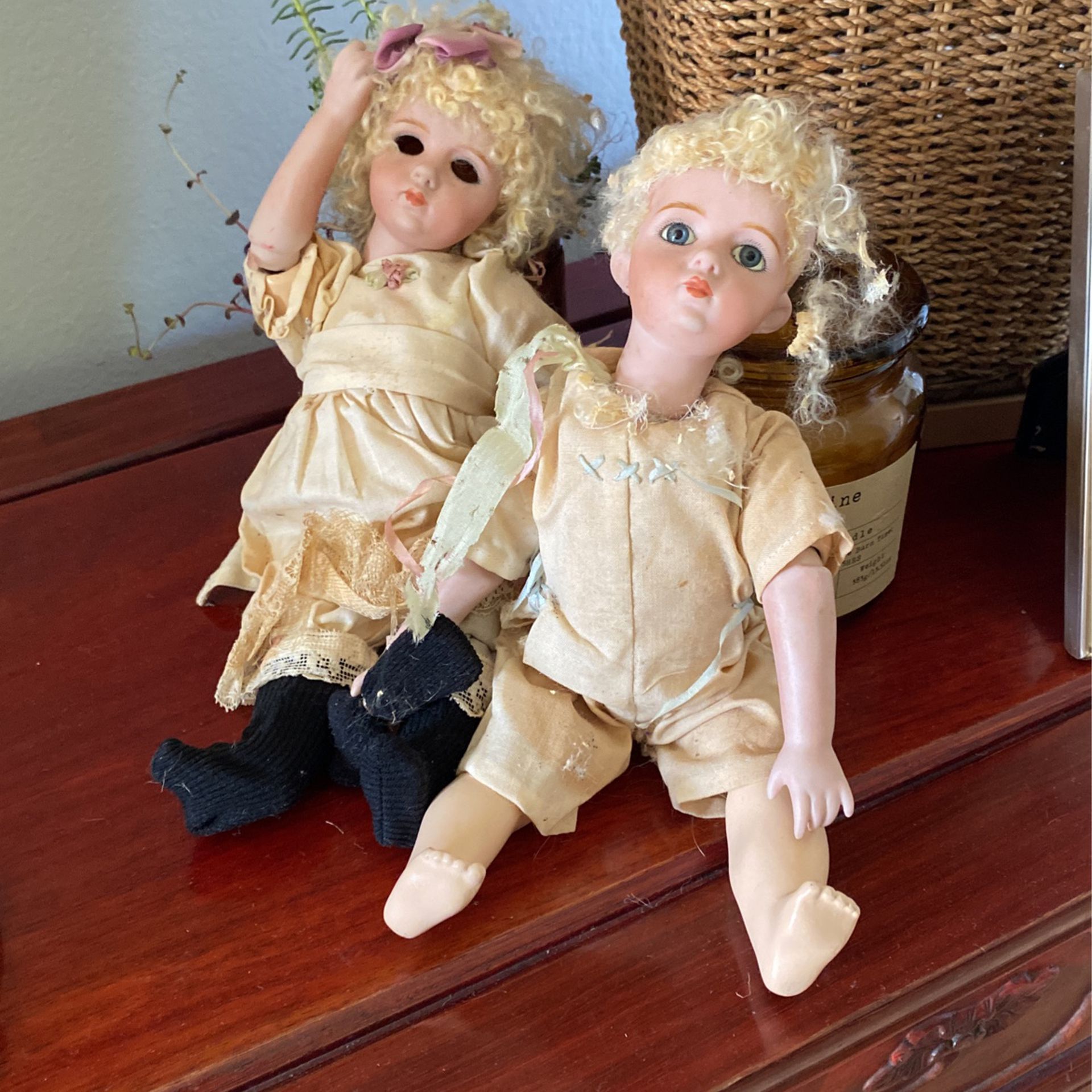 Antique DOLL COLLECTION