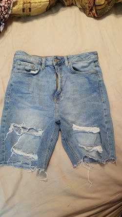 High-wasted shorts