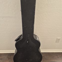 Taylor Acoustic Guitar Hardshell Case (Trades Okay)