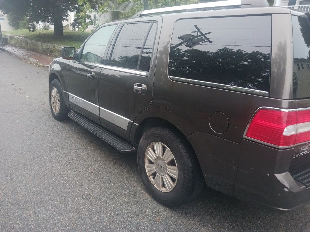 2006 Lincoln Navigator