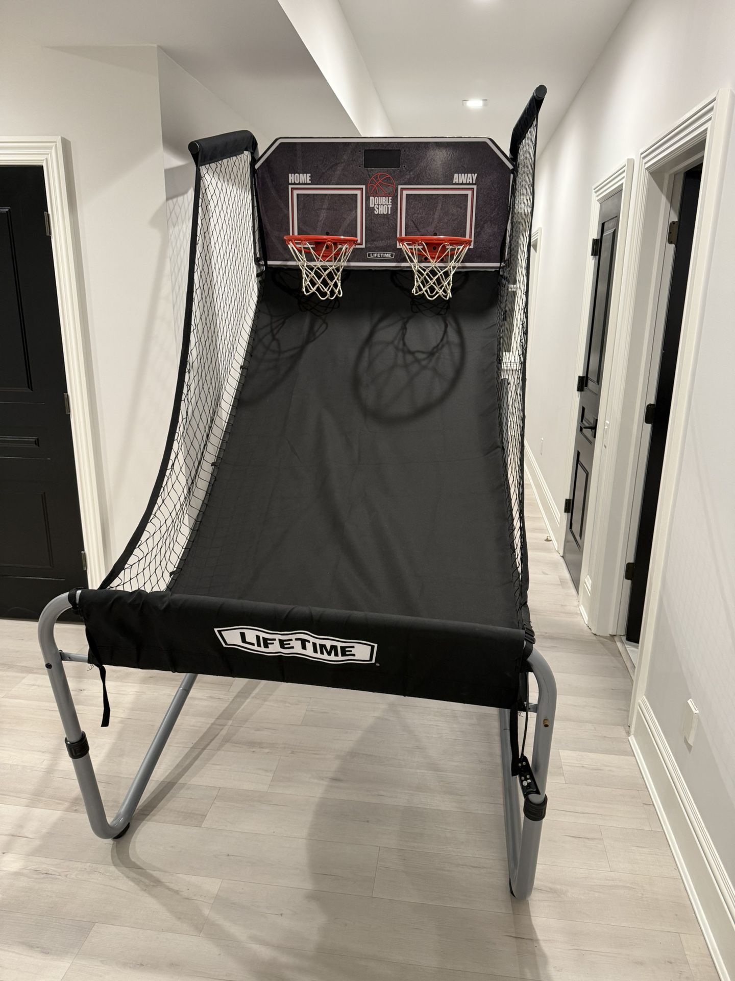 Dual-Shot Arcade Basketball Game – Excellent Condition