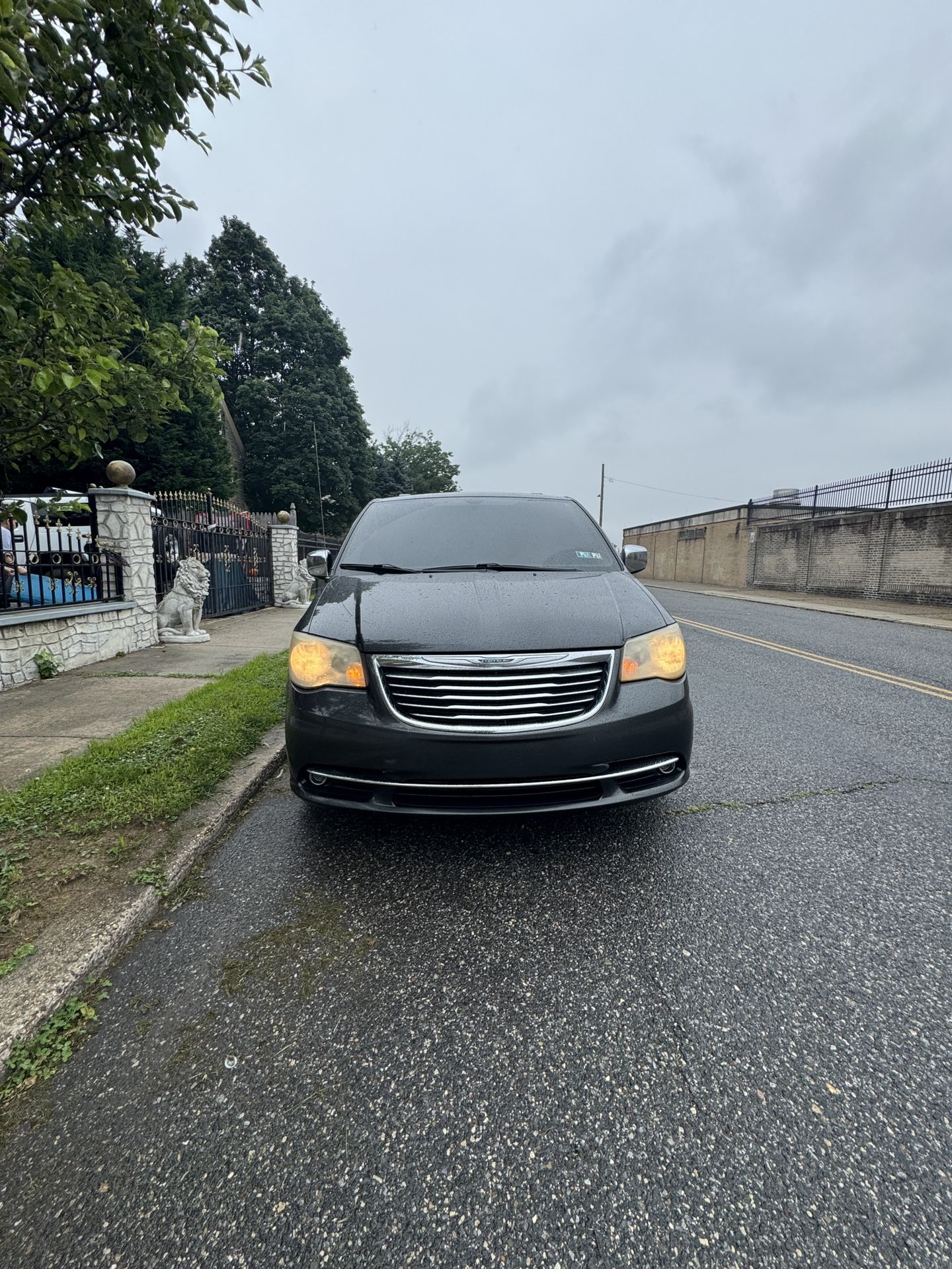 2011 Chrysler Town & Country