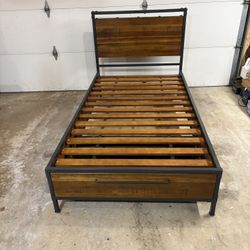Industrie Twin Bed With Storage 