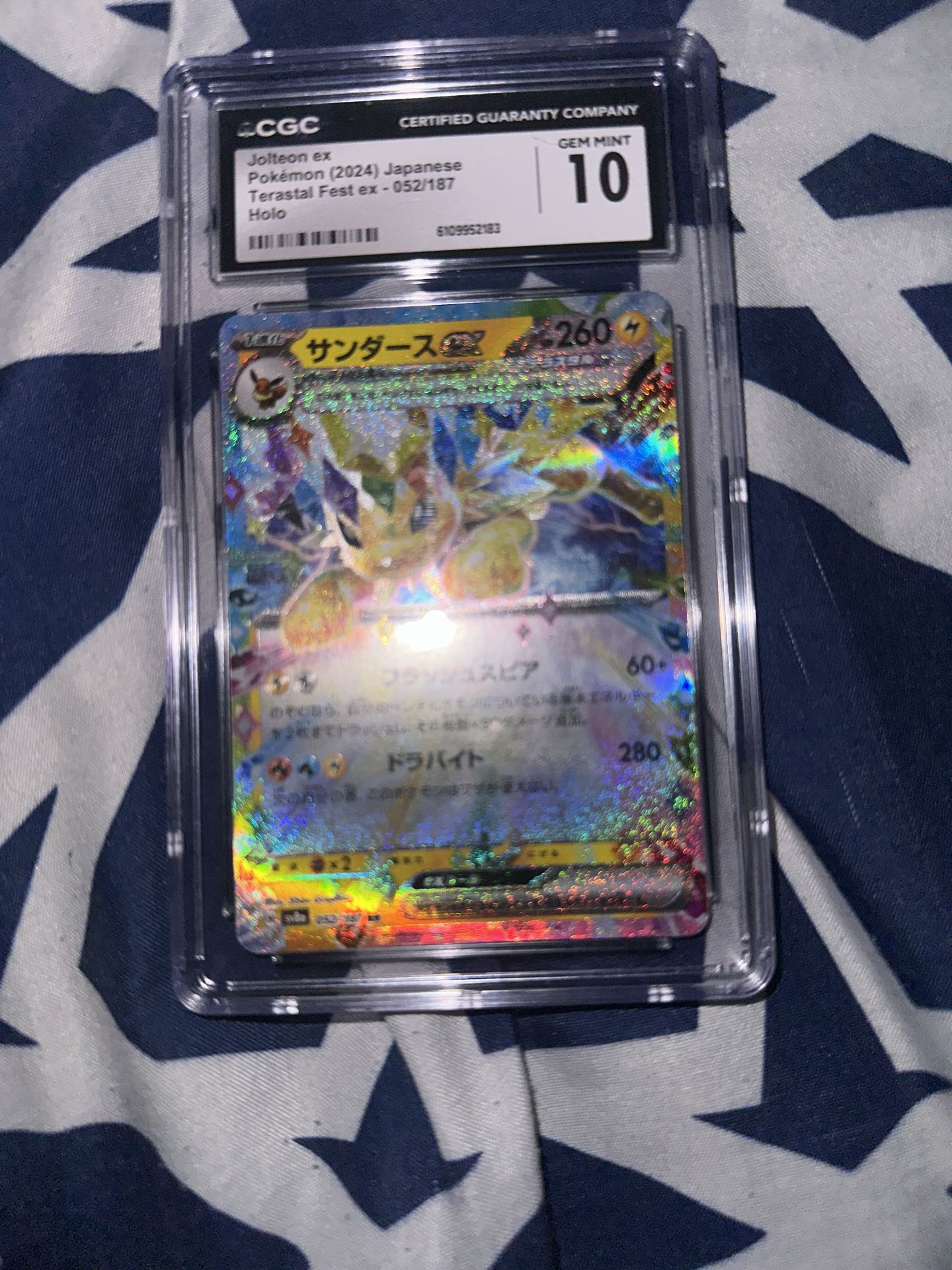 CGC 10 Jolteon Ex 052/187