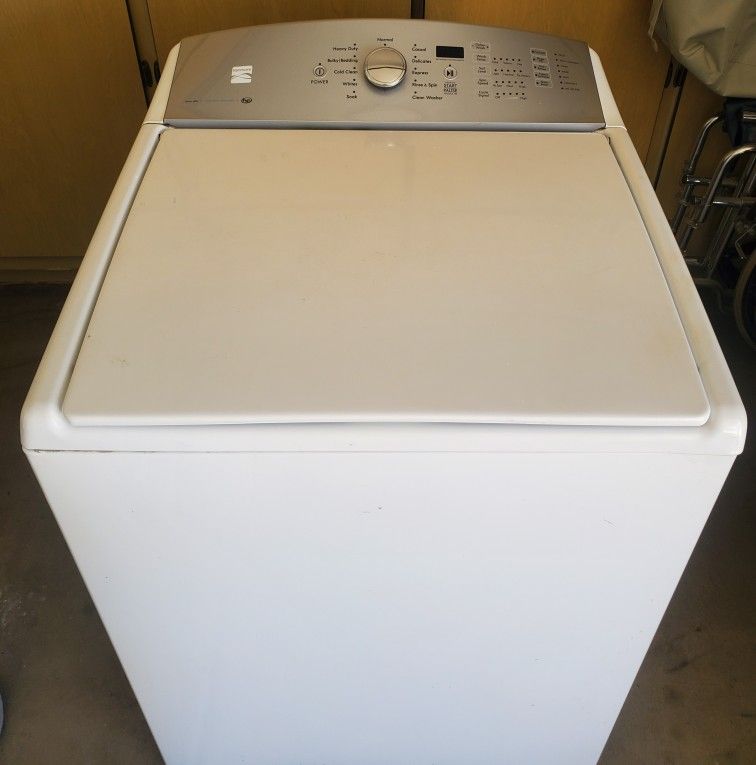KENMORE ELECTRIC WASHER, STILL IN GOOD CONDITION. COMES WITH ALL CONNECTIONS. CASH SALE. NO DELIVERY