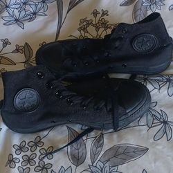 Black Converse high tops Size 8 Women's