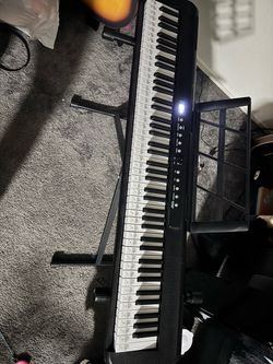 88-key piano keyboard