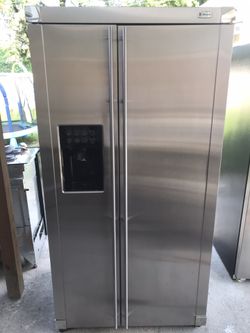 Refrigerator for $400 text me if interested
