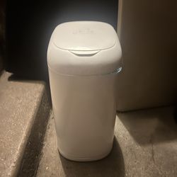 Baby Diaper Garbage can
