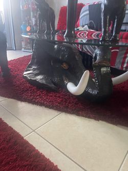 Coffee elephant table