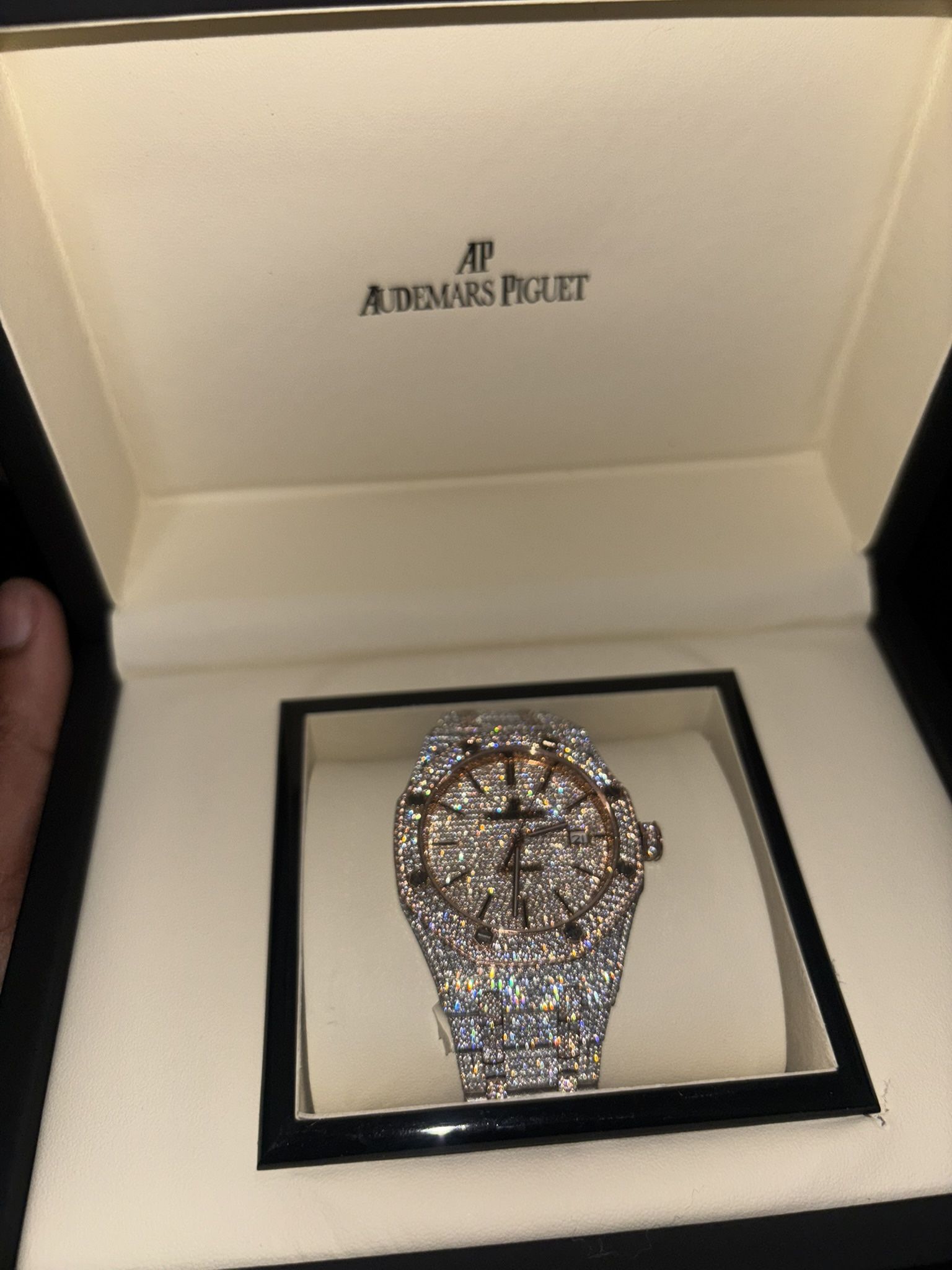 Bustdown Ap Watch