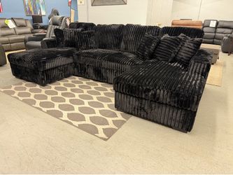 Sectional Sleeper w/ Wireless Charger
