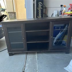 Sturdy Tv Stand 