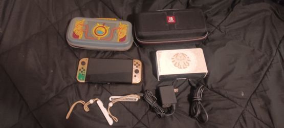 Nintendo Switch OLED Legend of Zelda TotK Collectors Edition