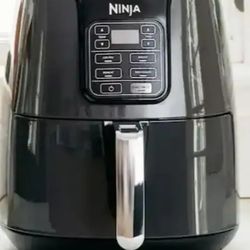 NEW-NO-BOX-Ninja Air Fryer | 4 QT Capacity | 4-in-1 Roast, Crisp, Roast, Reheats, & Dehydrates | Dishwasher Safe Parts | 105°F-400°F | Includes 20 Eas
