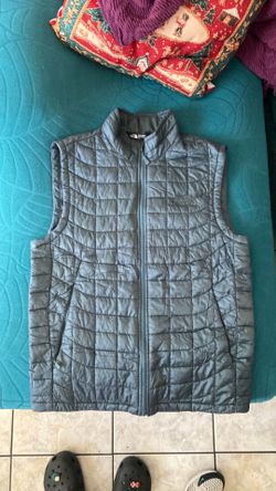 The north face winter vest lightweight