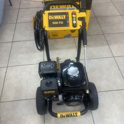 Pressure Washer Delwalt