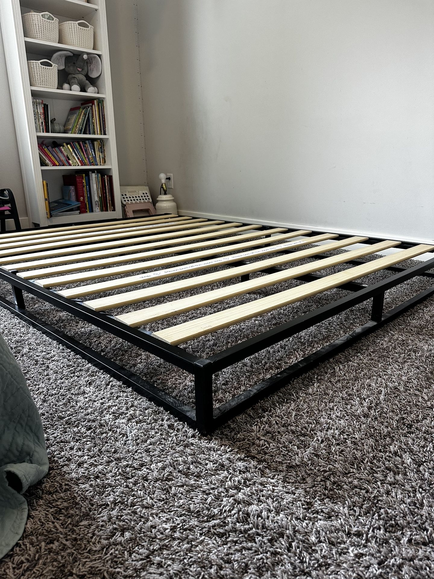 Queen metal Bed Frame